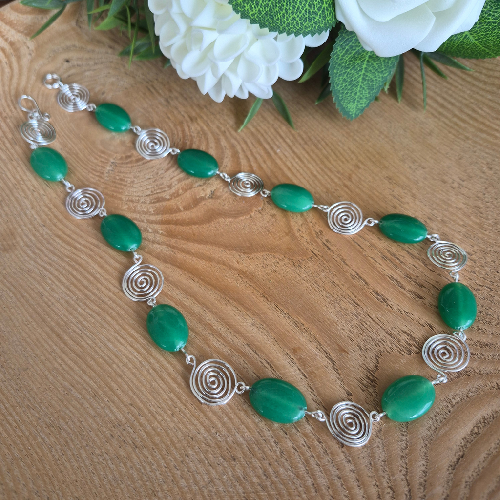 Green Aventurine Silver Spiral Necklace, Handmade Wire and Bead Jewellery, Gift for Her